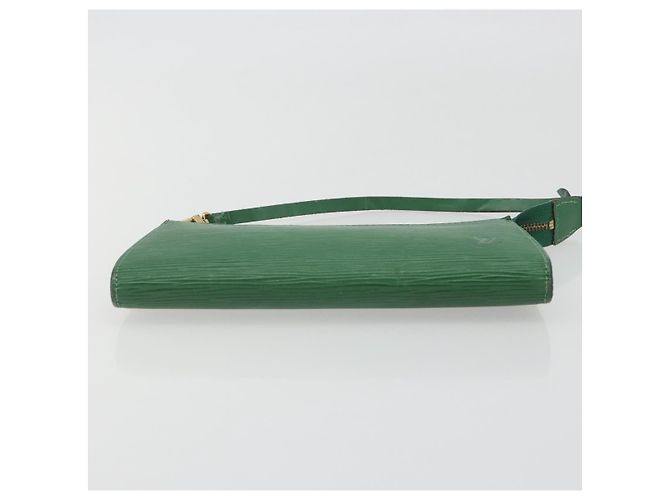 LOUIS VUITTON Epi Pochette Accessoires Accessory Pouch Green M52984 Auth BA14192 Verde - vista 5