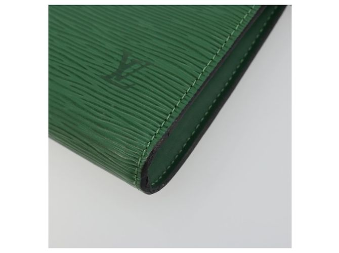 LOUIS VUITTON Epi Pochette Accessoires Accessory Pouch Green M52984 Auth BA14192 Verde - vista 9