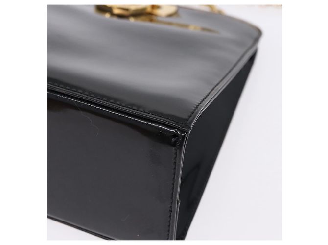 Borsa a tracolla Salvatore Ferragamo Gancini Chain Patent Black Gold Auth ka5550A - vista 14