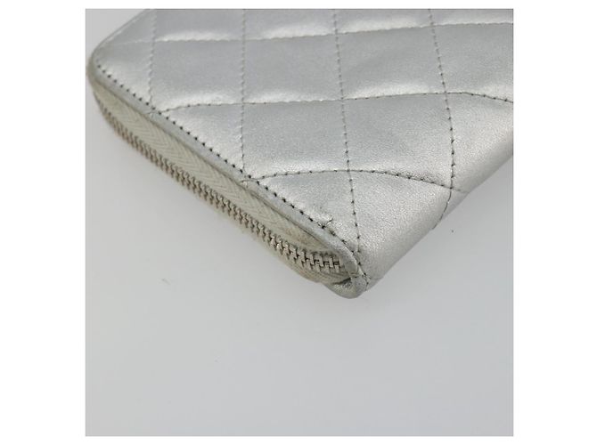 Cartera larga CHANEL Matelasse de piel de cordero Silver CC Auth 193392A Plata - vista 16