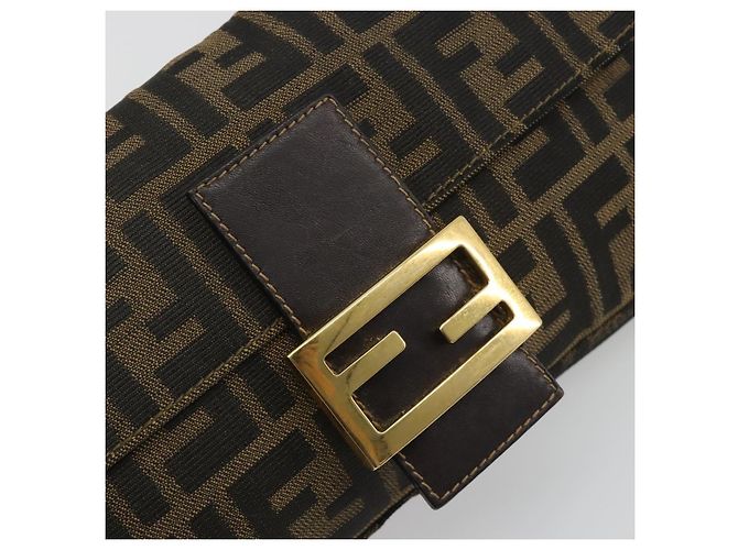 Borsa a tracolla FENDI Zucca Canvas Mamma Baguette Marrone Nero Auth 193422V - vista 19
