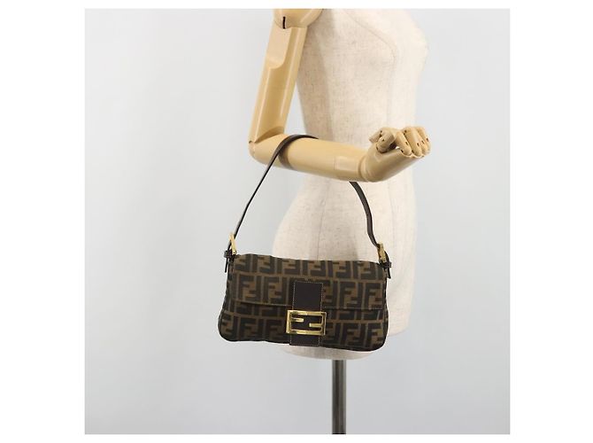 Borsa a tracolla FENDI Zucca Canvas Mamma Baguette Marrone Nero Auth 193422V - vista 25