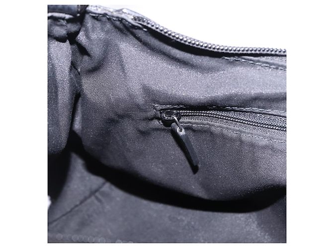 Borsa a tracolla GUCCI GG Canvas Abbey Nero Argento 265692 Auth 194859V - vista 22