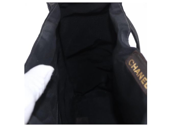 Sac Cabas CHANEL Nylon Noir Or CC Auth 192486A Doré - vue 19