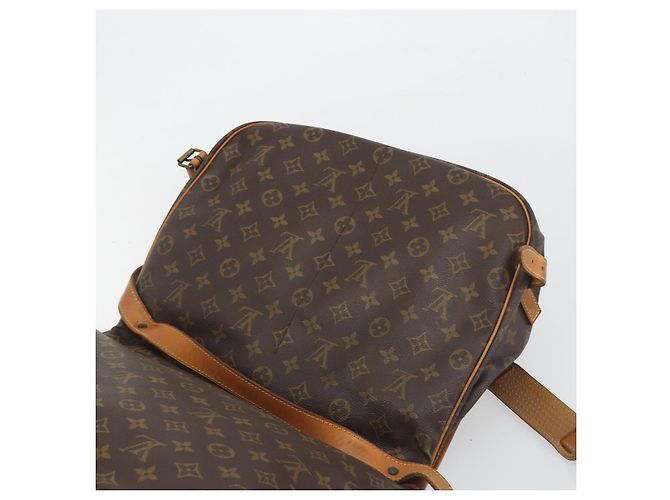 LOUIS VUITTON Monogram Saumur 35 Shoulder Bag M42254 LV Auth 189628 Monogramma - vista 22