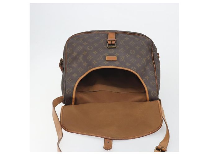 LOUIS VUITTON Monogram Saumur 35 Shoulder Bag M42254 LV Auth 189628 Monogramma - vista 24