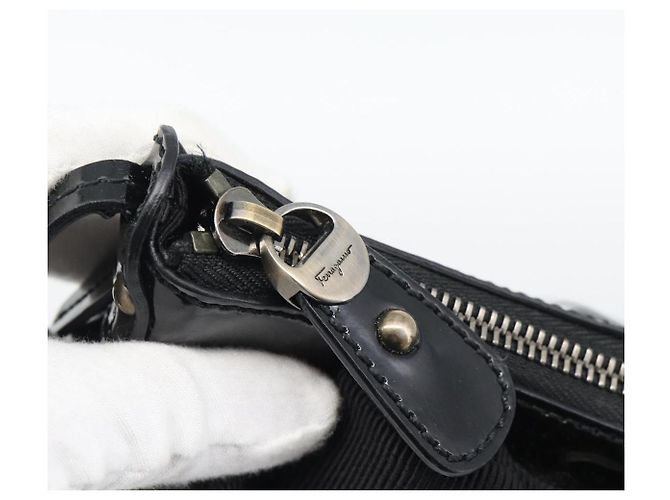Borsa a tracolla Salvatore Ferragamo Vala Patent Black Silver Auth ka5532A Nero Argento - vista 10