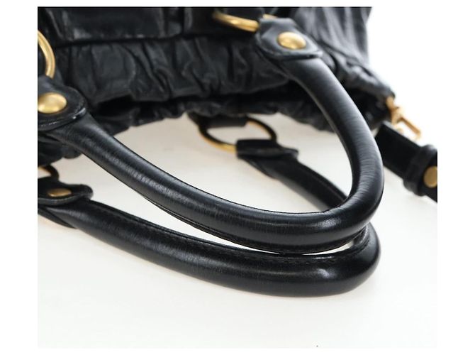 Borsa a mano Miu Miu in pelle 2way Nero Oro Auth am12097SAV D'oro - vista 7