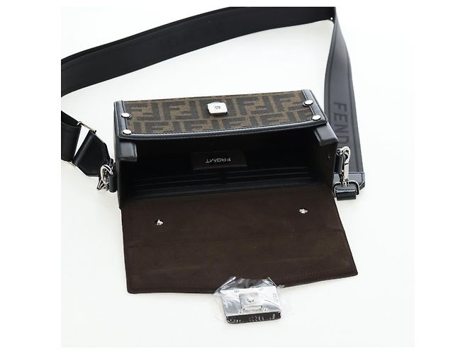 FENDI x FRGMT x POKEMON Soft Trunk Brown Silver 7VA565 Auth 167466SM Braun Silber - Ansicht 26