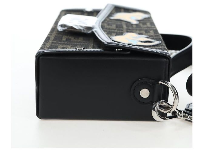 FENDI x FRGMT x POKEMON Soft Trunk Brown Silver 7VA565 Auth 167466SM Braun Silber - Ansicht 4