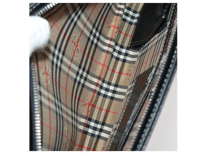 Borsa a Pochette Burberrys Nova Check Nylon Pelle Canvas 6 Set Beige Auth 190007 Nero - vista 4