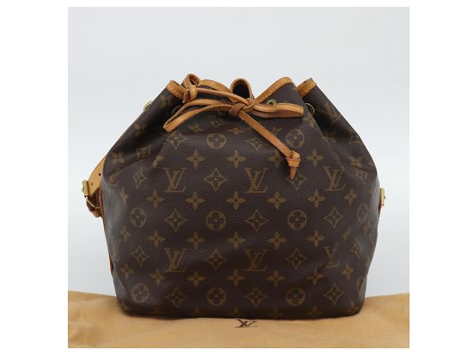 LOUIS VUITTON Monogram Petit Noe Shoulder Bag M42226 LV Auth 194774V Monogramm - Ansicht 12