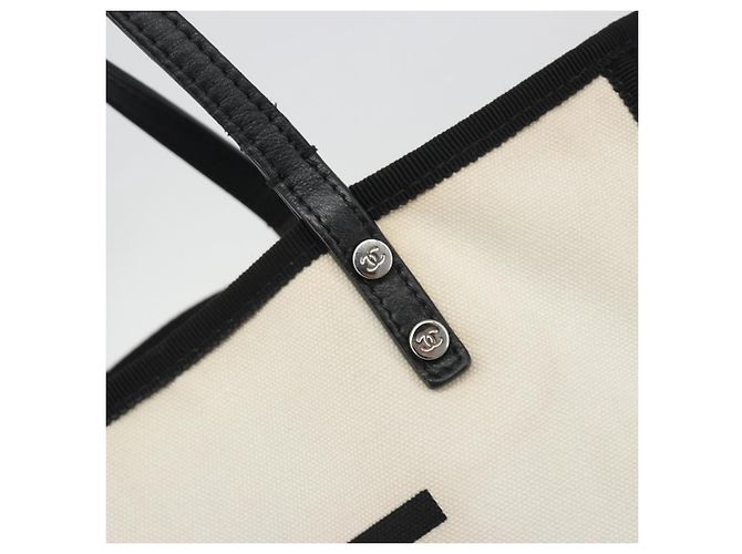 Borsa Tote CHANEL Let's Lemon Canvas Beige Silver CC Auth 193780V Argento - vista 18