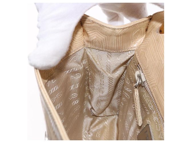 Borsa PRADA Tartaruga in pelle goffrata Ivory Silver Auth 192493A Argento Crudo - vista 20