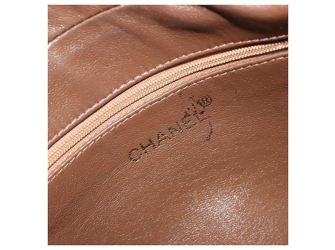 Borsa a tracolla CHANEL COCO Mark Matelasse in pelle d'agnello beige con CC tono oro Auth 194085 - vista 18