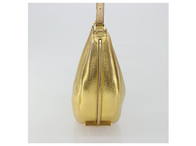 Borsa a tracolla FENDI in pelle oro Auth 194668SAV D'oro - vista 4