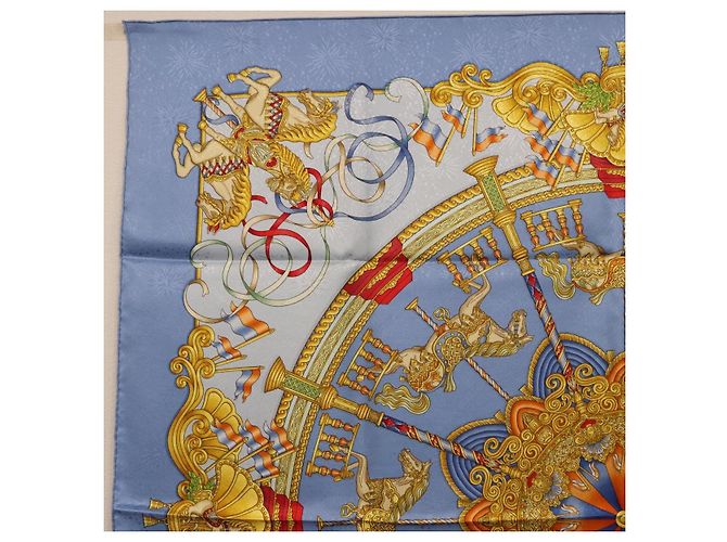 Hermès Foulard HERMES Carre 90 Seta Blu Auth 193599M - vista 2