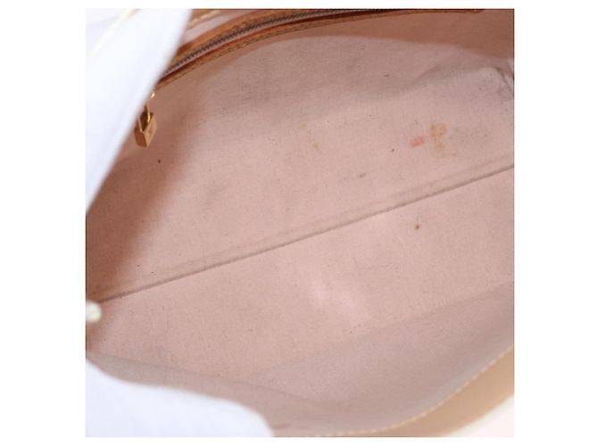 Borsa LOUIS VUITTON Monogram Vernis Reade PM Marshmallow Pink M91306 Auth hk3933 - vista 10