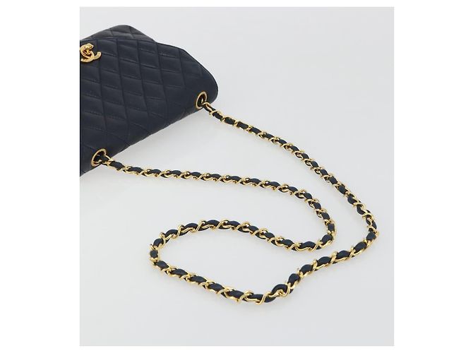 Borsa a tracolla CHANEL Matelasse con catena in pelle d'agnello Navy Gold CC Auth 194761 D'oro Blu navy - vista 7