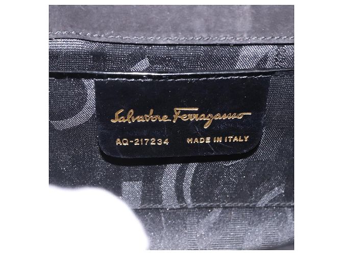 Borsa a tracolla Salvatore Ferragamo Gancini Chain Patent Black Gold Auth ka5498 Nero - vista 12