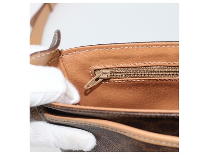 Céline Borsa a tracolla CELINE Macadam Canvas PVC Leather Brown Gold Auth 194297A Marrone D'oro - vista 19