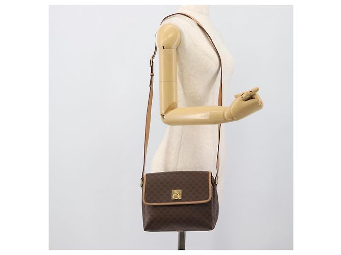 Céline Borsa a tracolla CELINE Macadam Canvas PVC Leather Brown Gold Auth 194297A Marrone D'oro - vista 22