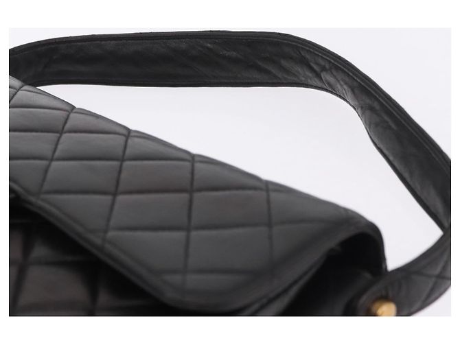 Borsa CHANEL Matelasse Double Face in pelle d'agnello nera e oro CC Auth 194872SAM Nero D'oro - vista 14