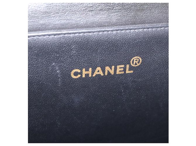 Borsa CHANEL Matelasse Double Face in pelle d'agnello nera e oro CC Auth 194872SAM Nero D'oro - vista 32
