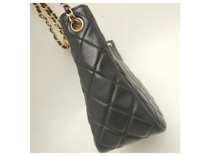 Borsa a spalla Chanel Matelassé Small Hobo con catena Nero - vista 12