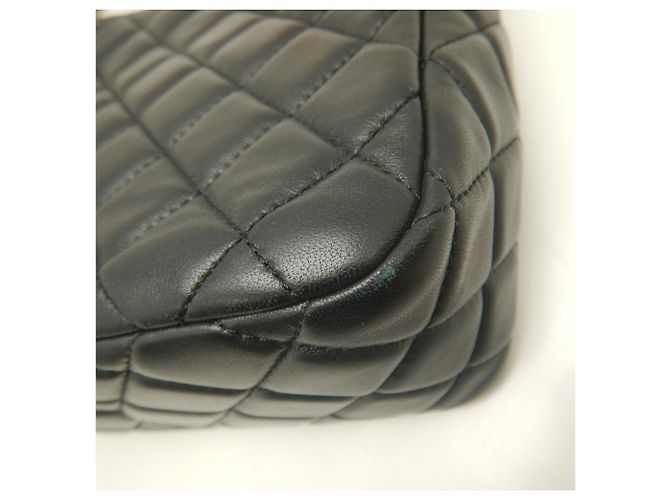 Borsa a spalla Chanel Matelassé Small Hobo con catena Nero - vista 17