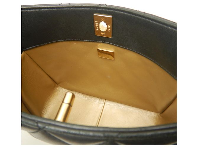Borsa a spalla Chanel Matelassé Small Hobo con catena Nero - vista 18