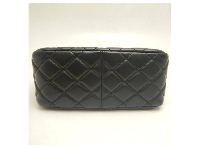Borsa a spalla Chanel Matelassé Small Hobo con catena Nero - vista 6