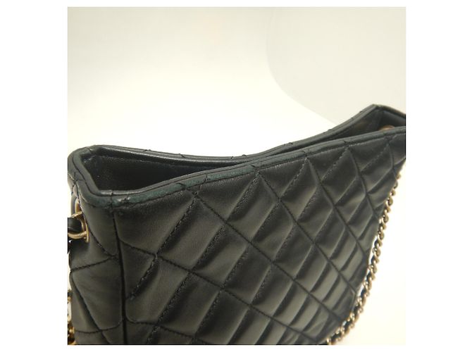 Borsa a spalla Chanel Matelassé Small Hobo con catena Nero - vista 8