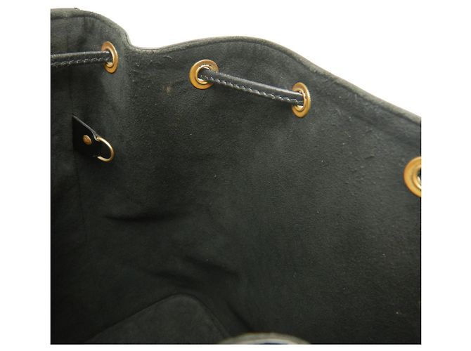 Noe Borsa a tracolla Louis Vuitton Epi Petit Noé Nero - vista 19