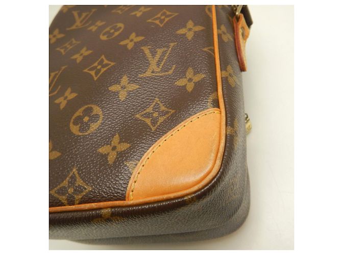 Borsa a tracolla Louis Vuitton Monogram Amazon Marrone - vista 15