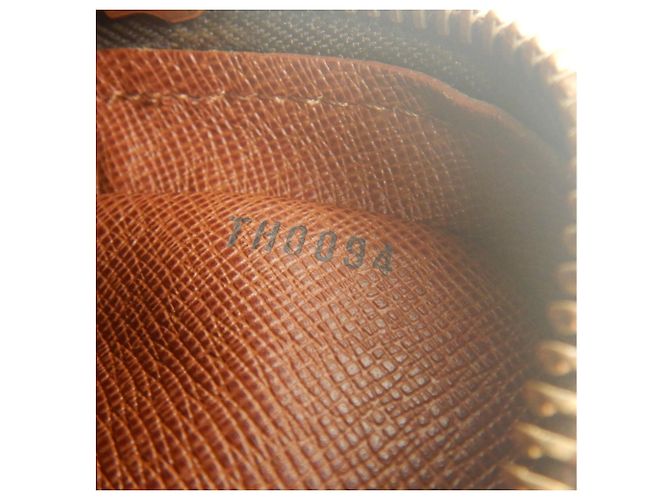 Borsa a tracolla Louis Vuitton Monogram Amazon Marrone - vista 21