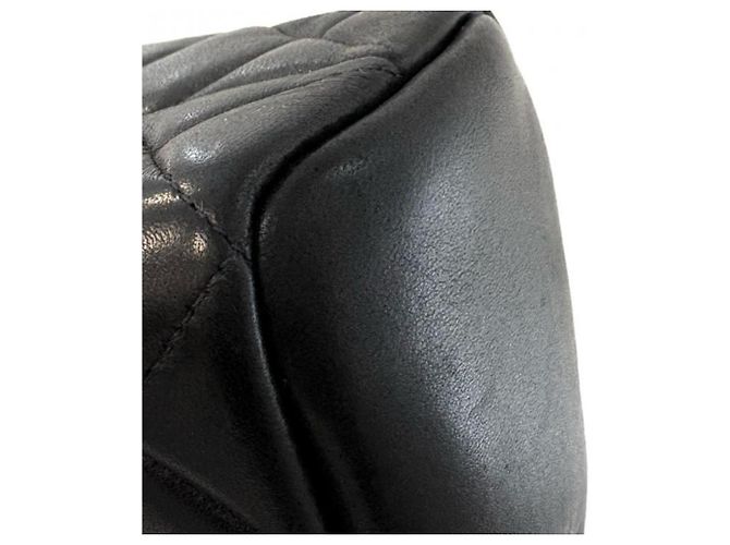 Borsa a tracolla Chanel Matelassé con catena Nero - vista 10