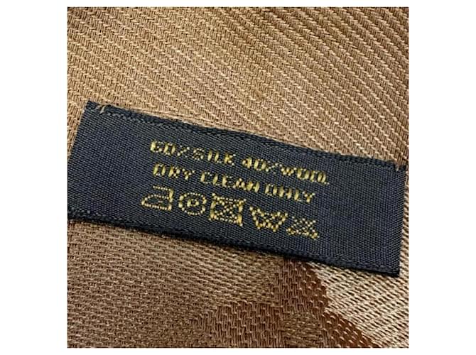 Louis Vuitton Large Monogram Schal Beige - Ansicht 10