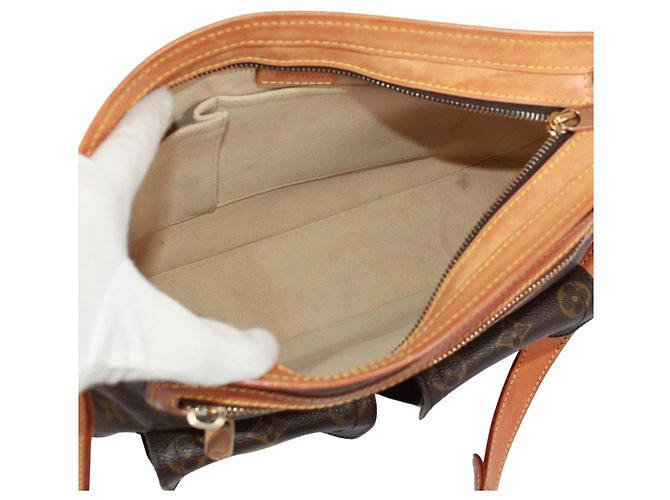 Borsa a tracolla Louis Vuitton Monogram Hudson GM Marrone Monogramma - vista 7