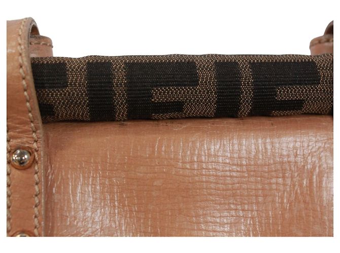 Bolso FENDI Turnlock Borsamagic Zucca Castaño Beige - vista 13