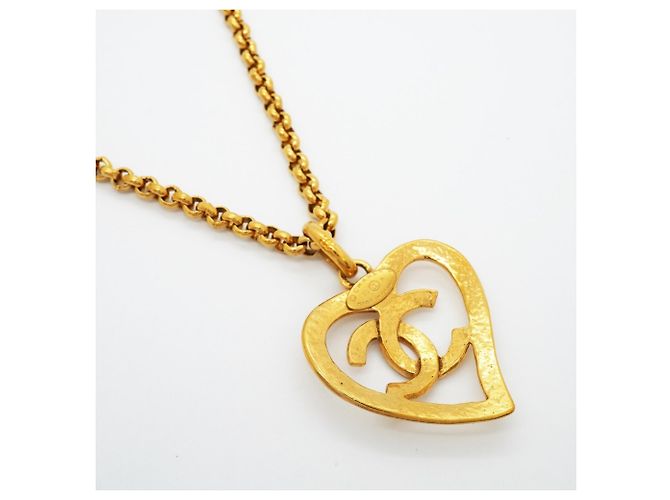 Collana Chanel placcata oro con motivo cuore Coco Mark D'oro - vista 2
