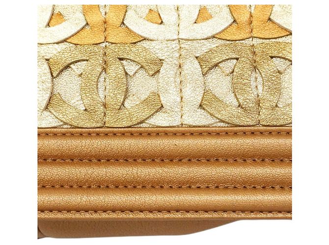 Borsa a tracolla Chanel Boy Chain D'oro Marrone chiaro - vista 6