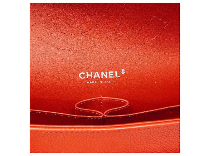 Bolsa de ombro Chanel em couro de bezerro granulado vermelho - vista 5