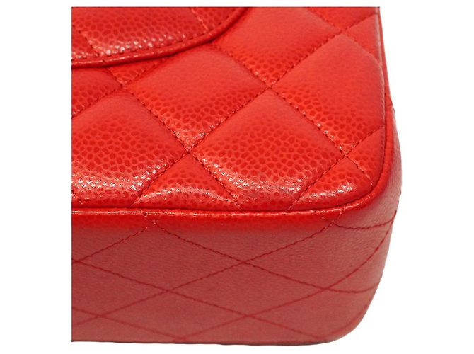Bolsa de ombro Chanel em couro de bezerro granulado vermelho - vista 6