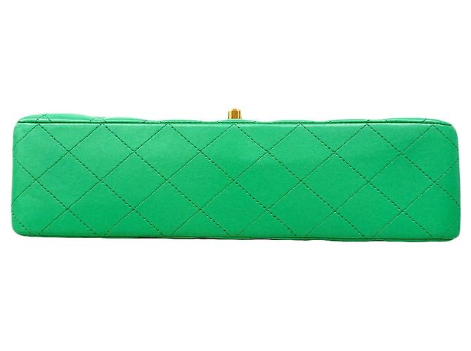Borsa a tracolla Chanel Matelassé Verde - vista 3