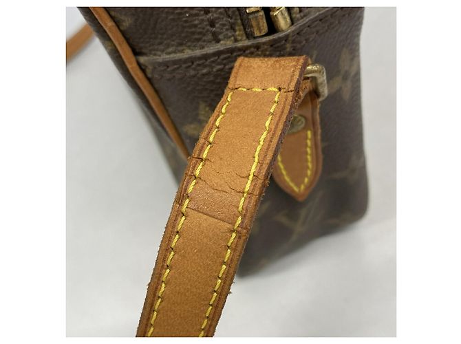Bolso de hombro Louis Vuitton Monogram Trocadero 27 Castaño - vista 10
