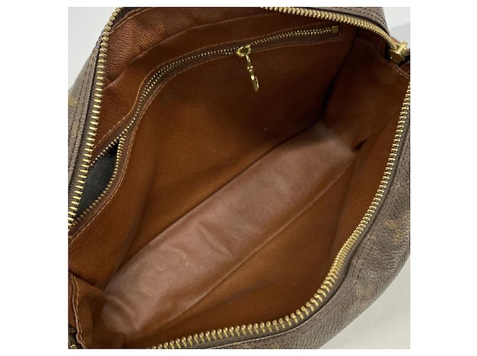 Bolso de hombro Louis Vuitton Monogram Trocadero 27 Castaño - vista 4