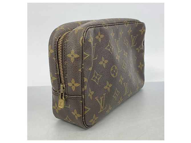 Pouch Louis Vuitton Monogram Toilette 23 Marrone - vista 2
