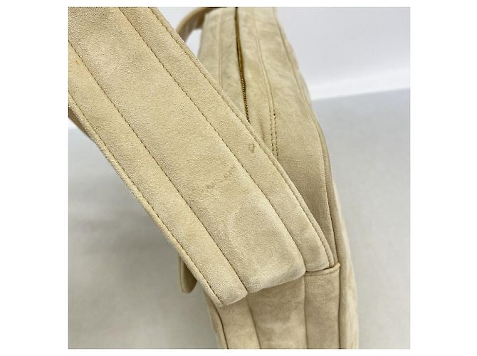 Borsa a tracolla Chanel in camoscio beige - vista 7