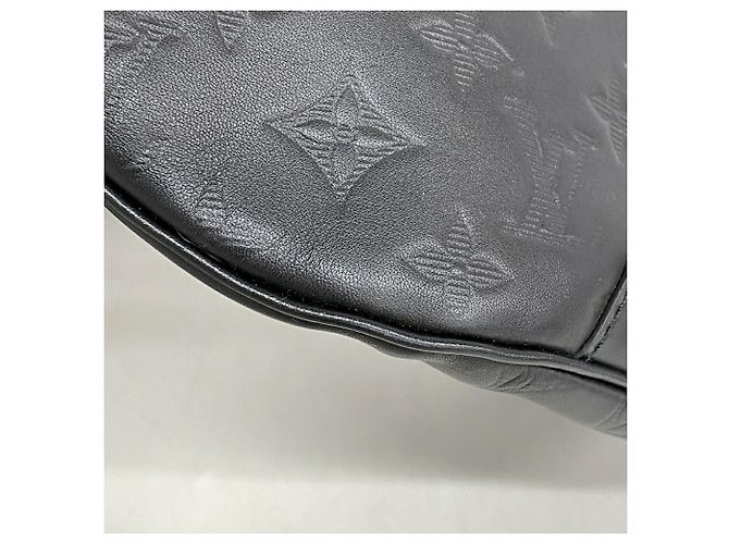 Sac banane Louis Vuitton Monogram Shadow Discovery PM Noir - Ansicht 6